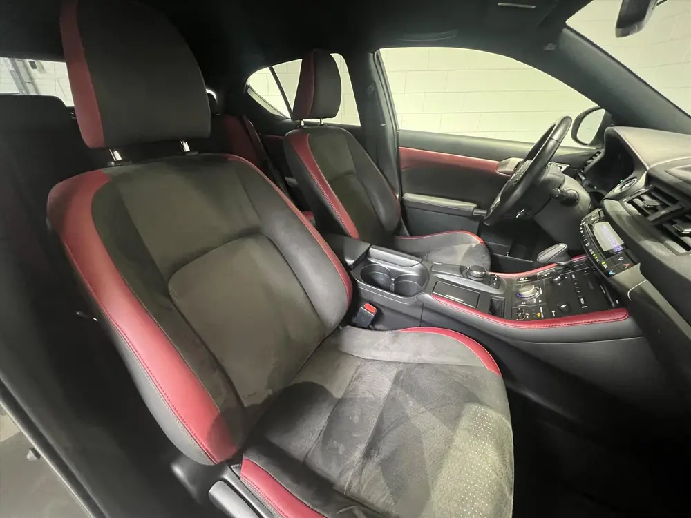 Lexus CT 200h Hybrid 136pk E-CVT Ultimate Edition,1e eig, NW uit 2021, foto 18
