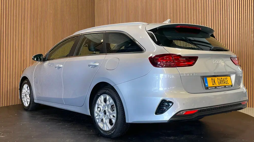 Kia Ceed 1.0 T-GDi DynamicPlusLine uit 2023, foto 16