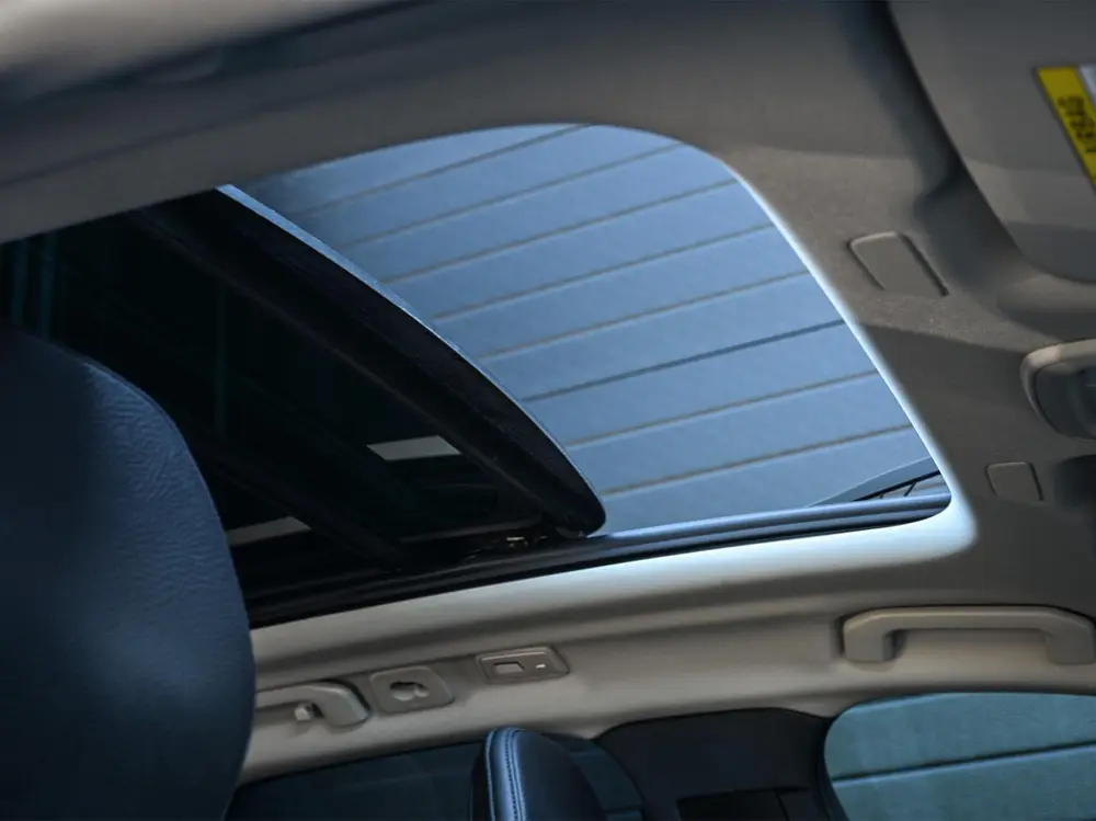 Volvo XC60 2.0 T8 Plug-in hybrid AWD Ultra Black Edit uit 2024, foto 2