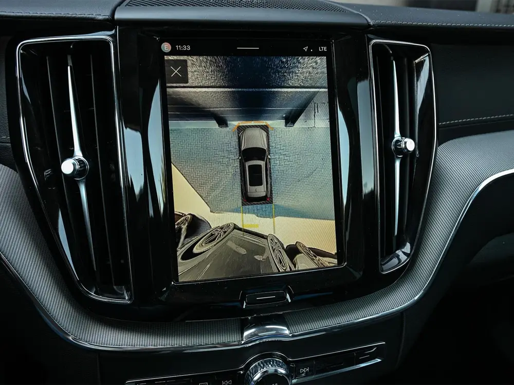Volvo XC60 2.0 T8 Plug-in hybrid AWD Ultra Black Edit uit 2024, foto 5
