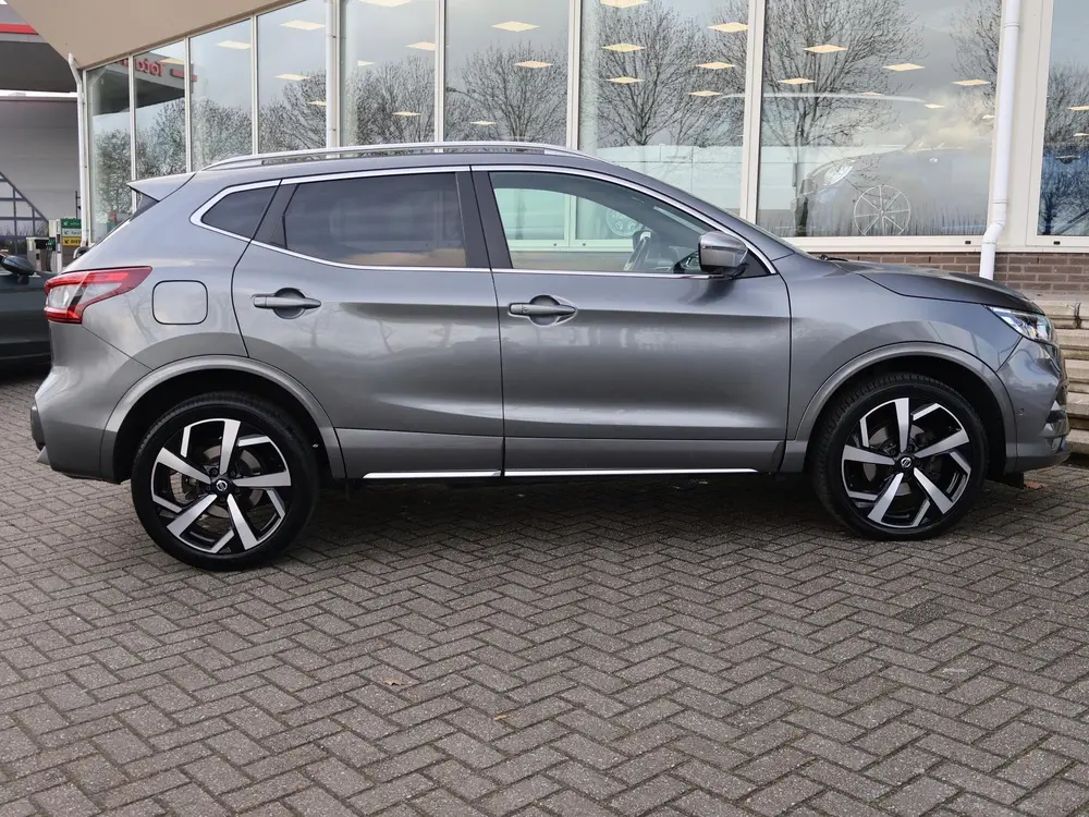 Nissan Qashqai 1.3 DIG-T TEKNA+ PANORAMA | LEDER | 360 CAMER uit 2019, foto 17