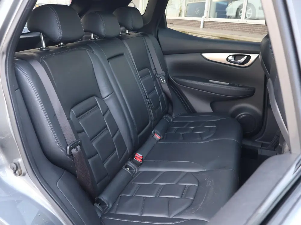 Nissan Qashqai 1.3 DIG-T TEKNA+ PANORAMA | LEDER | 360 CAMER uit 2019, foto 18