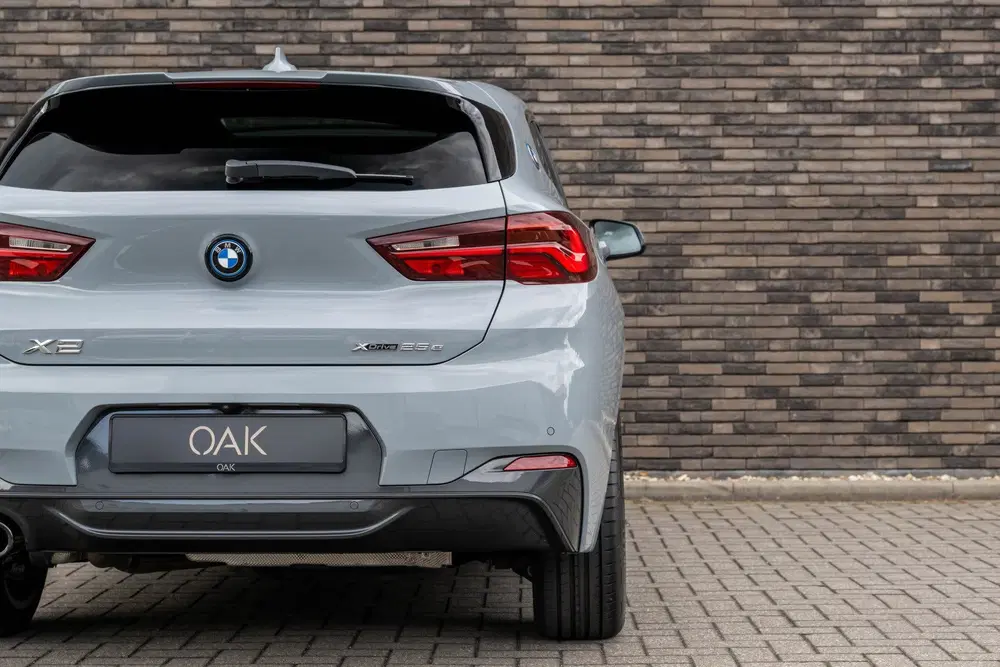 BMW X2 xDrive25e uit 2022, foto 10