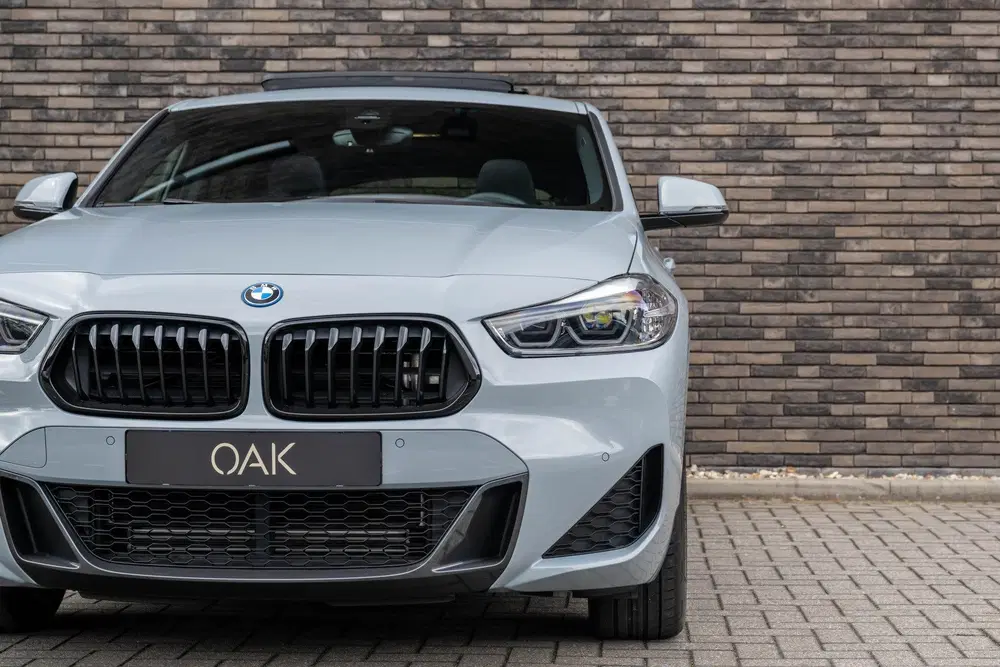 BMW X2 xDrive25e uit 2022, foto 4
