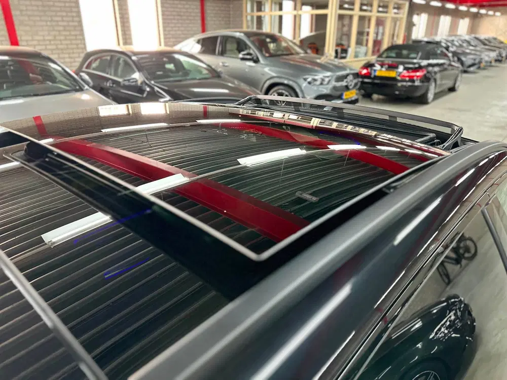 Mercedes-Benz C-Klasse uit 2023, foto 2