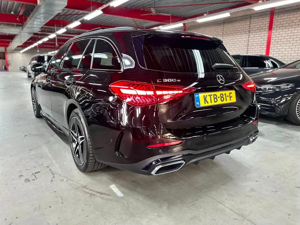 Mercedes-Benz C-Klasse uit 2023, foto 4
