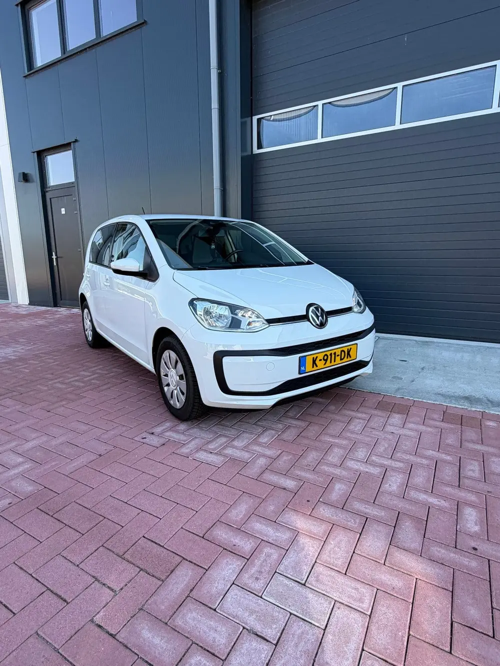 Volkswagen Up! 1.0 60PK 4D BMT 2020 Wit uit 2020