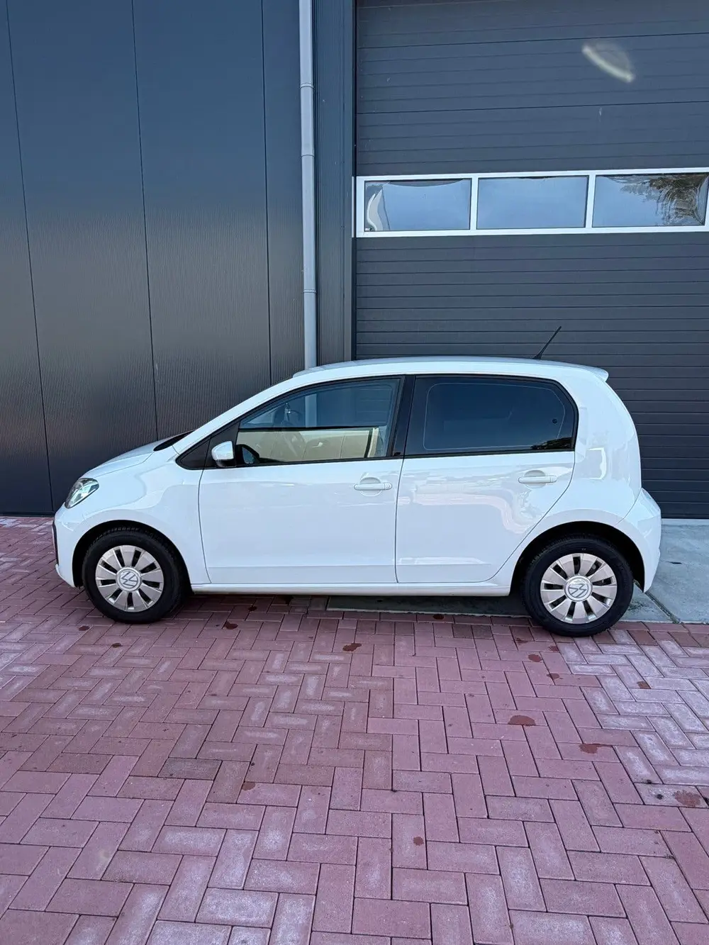 Volkswagen Up! 1.0 60PK 4D BMT 2020 Wit uit 2020, foto 5