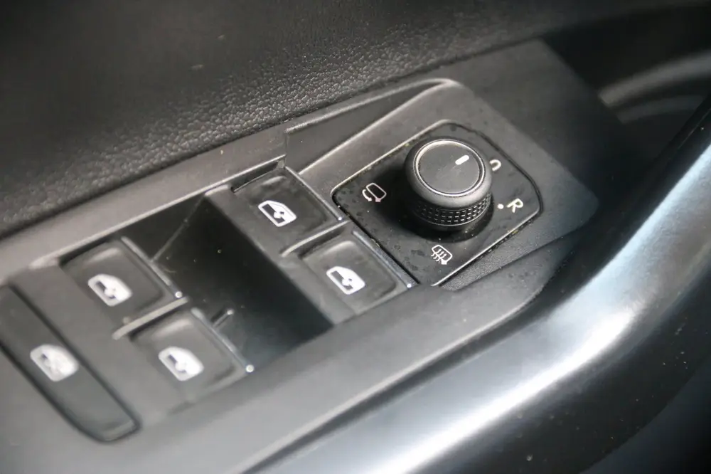 Volkswagen Polo 1.0 TSI Style NIEUW MODEL LED VIRT COCKPIT B uit 2022, foto 20