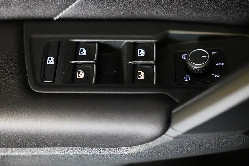 Volkswagen Tiguan 1.4 TSI eHybrid R-Line Business+ / Leder / uit 2022, foto 19