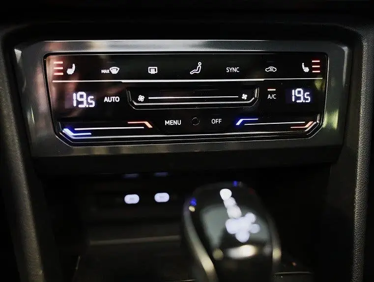 Volkswagen Tiguan 1.4 TSI eHybrid R-Line Business+ / Leder / uit 2022, foto 20