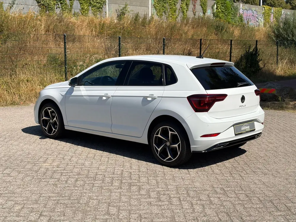Volkswagen Polo 1.0 TSI R-Line Edition VIRTUAL DASH I IQ LIG uit 2021, foto 2