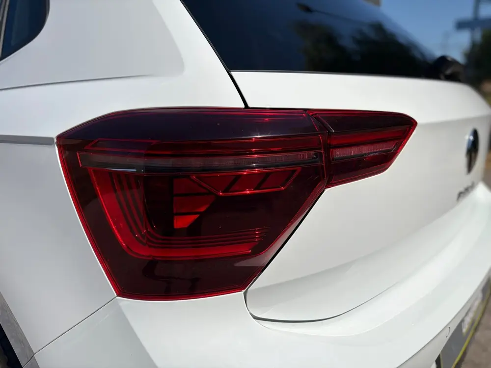 Volkswagen Polo 1.0 TSI R-Line Edition VIRTUAL DASH I IQ LIG uit 2021, foto 8