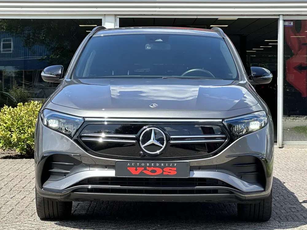 Mercedes-Benz EQA 250 AMG Line uit 2021, foto 12