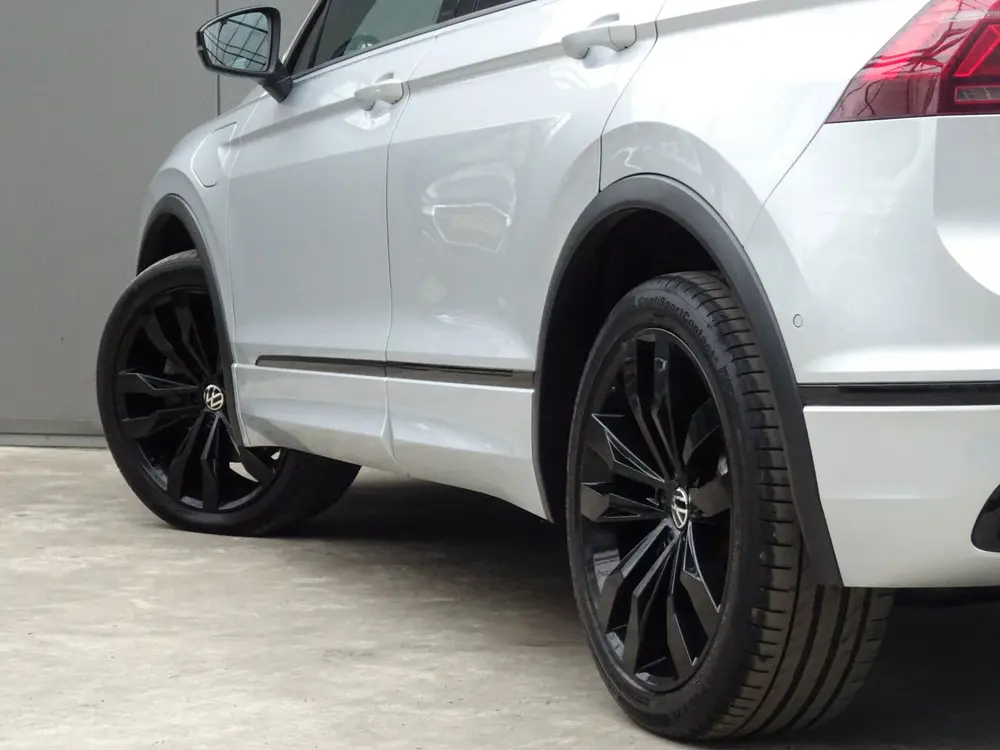 Volkswagen Tiguan 1.4 TSI eHybrid R-Line Business * PANORAMA uit 2024, foto 13