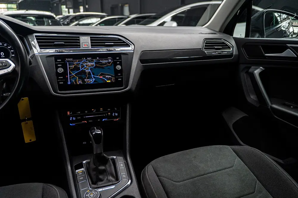 Volkswagen Tiguan 2.0 TSI 4M Alcantara leer Virtual PDC Clim uit 2022, foto 14