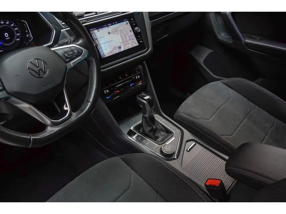 Volkswagen Tiguan 2.0 TSI 4M Alcantara leer Virtual PDC Clim uit 2022, foto 16
