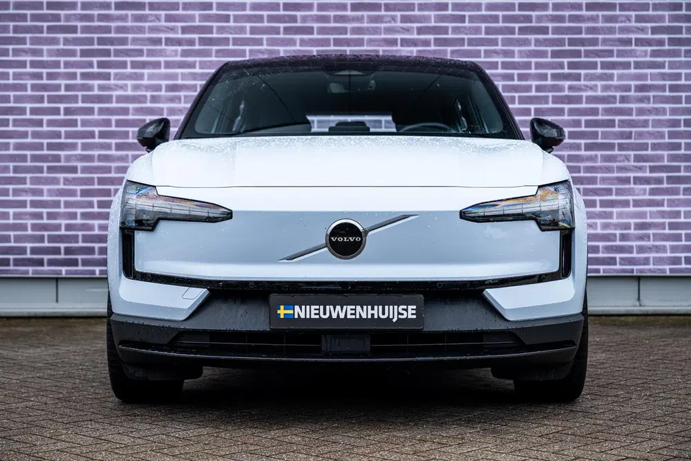 Volvo EX30 Single Motor Extended Range Plus 69 kWh uit 2024, foto 10