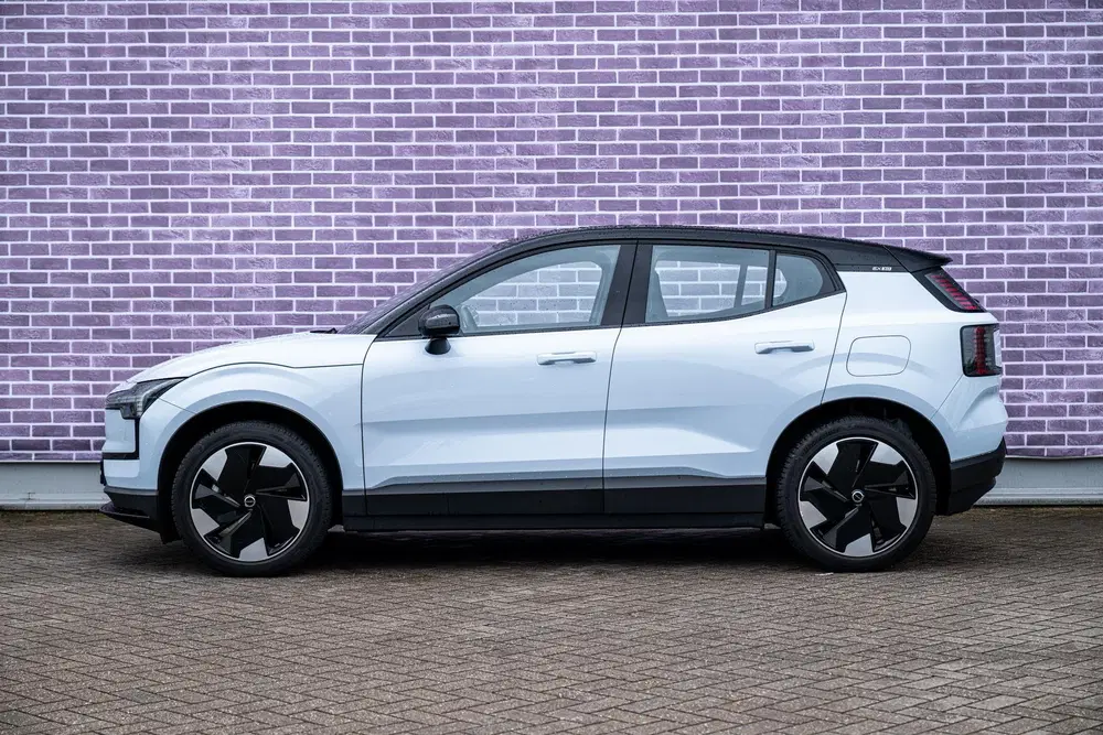 Volvo EX30 Single Motor Extended Range Plus 69 kWh uit 2024, foto 6