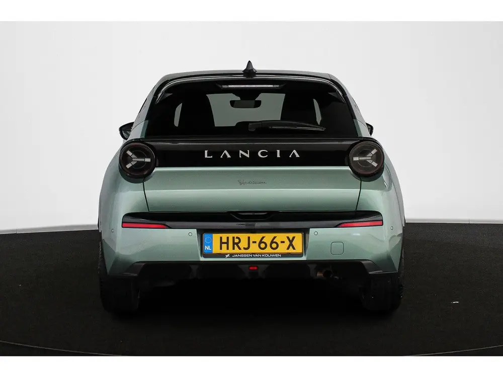 Lancia Ypsilon 1.2 Turbo Hybrid LX Automaat Camera Apple Car uit 2025, foto 13