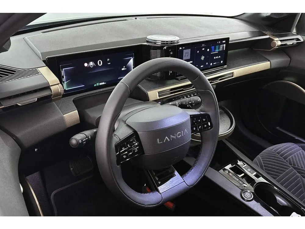 Lancia Ypsilon 1.2 Turbo Hybrid LX Automaat Camera Apple Car uit 2025, foto 5