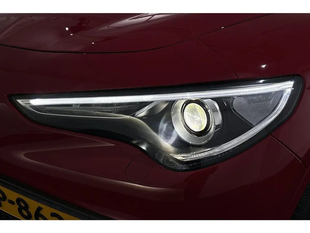 Alfa Romeo Stelvio 2.0T 280pk AWD Veloce Carplay Adaptieve C uit 2021, foto 20