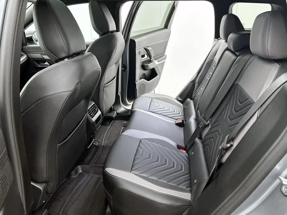 Jeep Compass 1.2 e-Hybrid First Edition Panodak uit 2026, foto 13