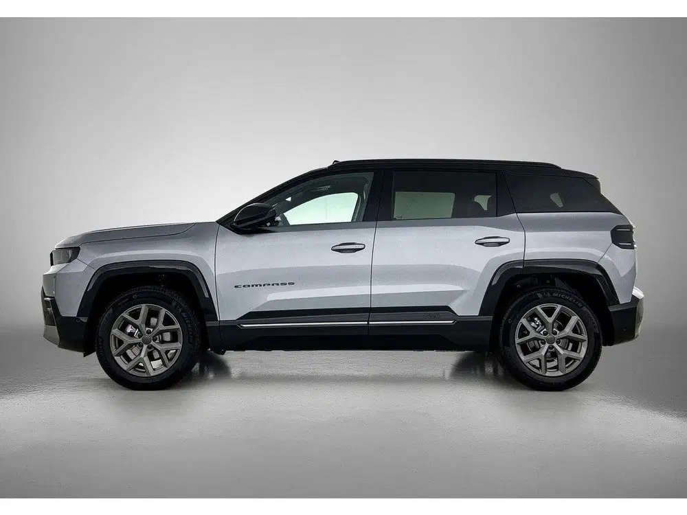 Jeep Compass 1.2 e-Hybrid First Edition Panodak uit 2026, foto 2