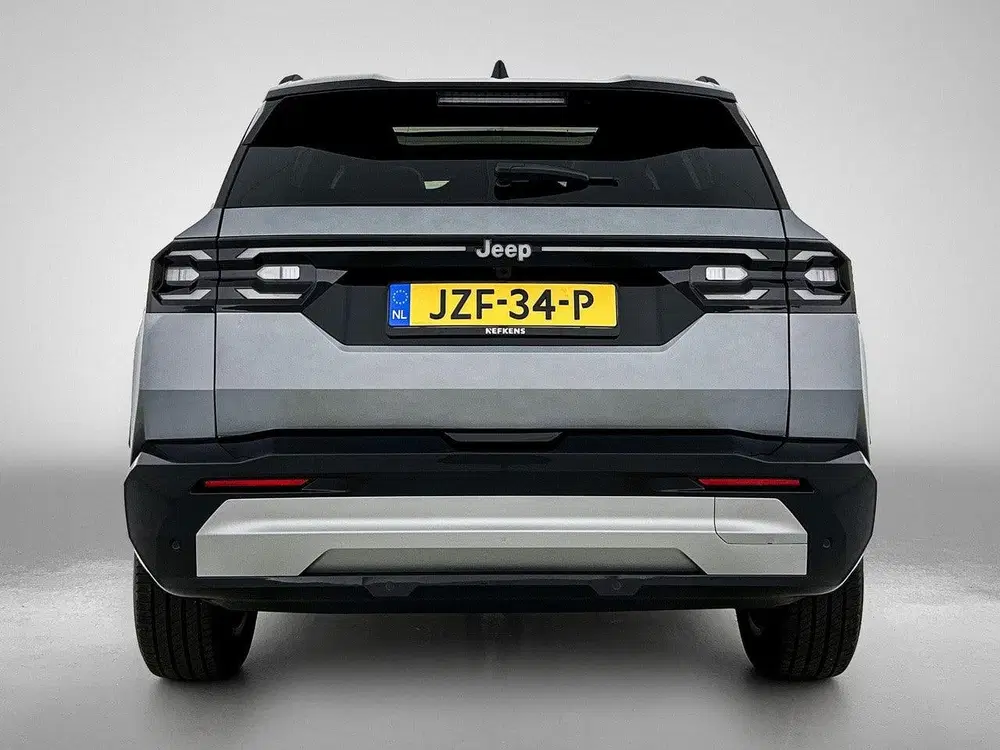 Jeep Compass 1.2 e-Hybrid First Edition Panodak uit 2026, foto 4