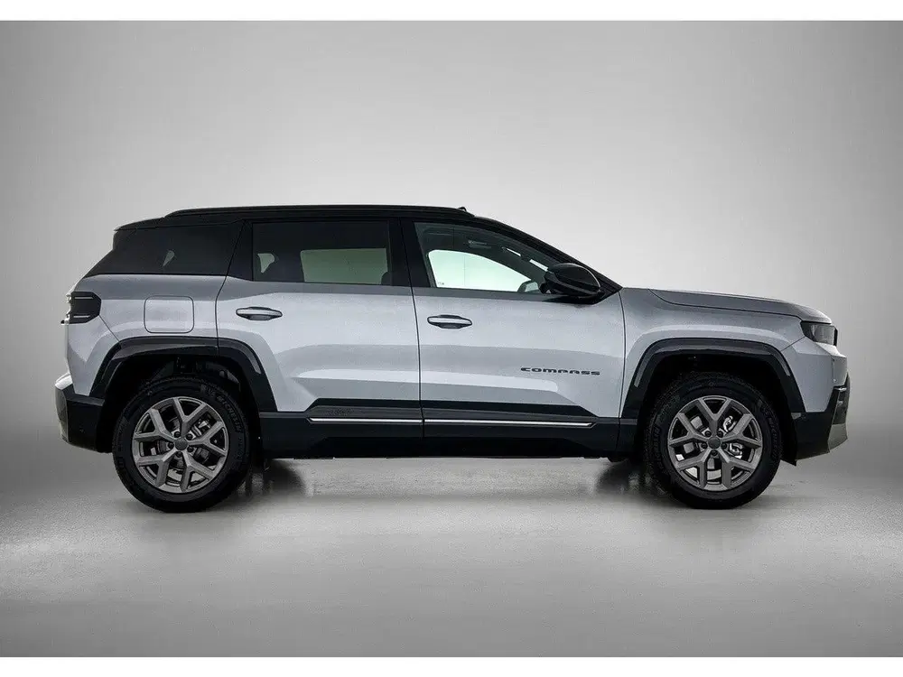 Jeep Compass 1.2 e-Hybrid First Edition Panodak uit 2026, foto 6
