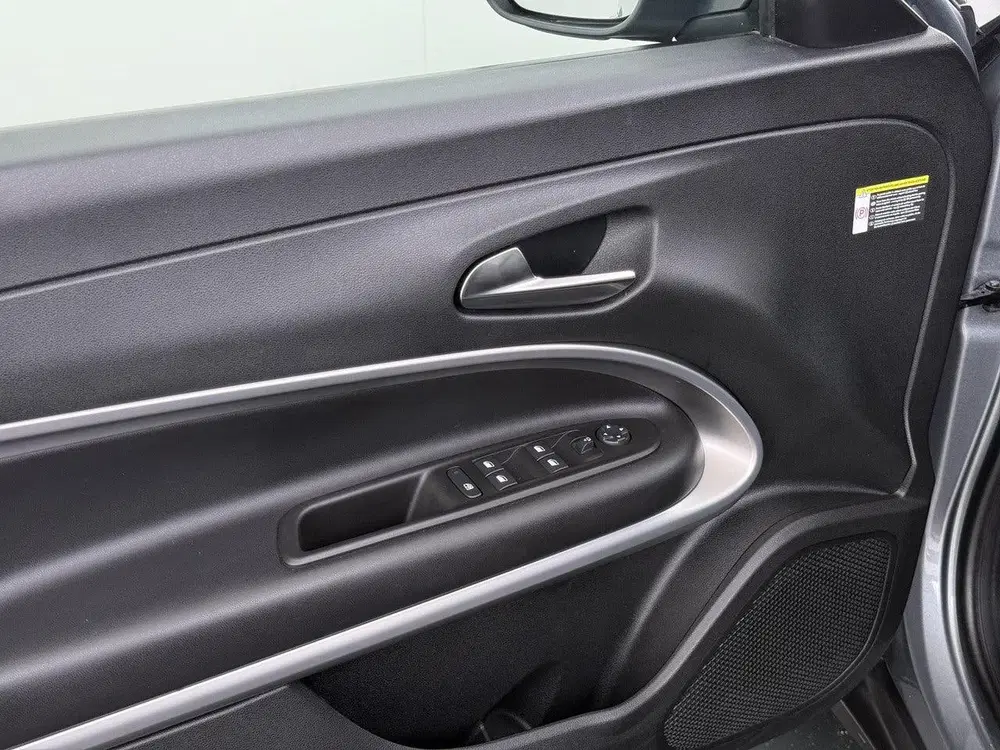 Jeep Avenger Summit 100pk uit 2025, foto 15