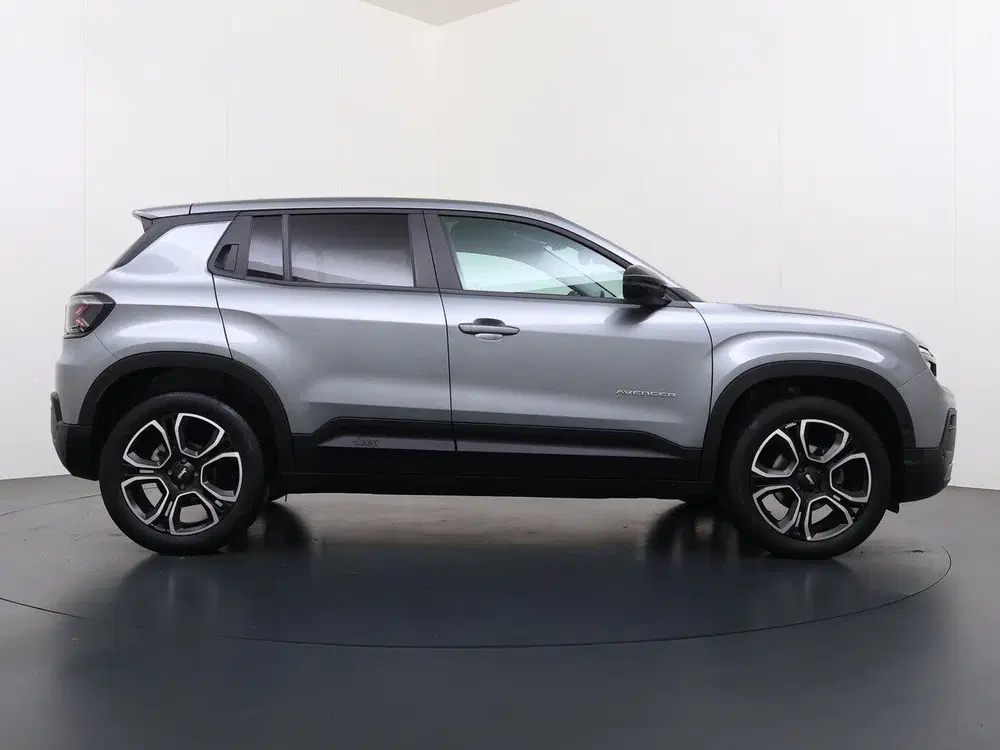 Jeep Avenger Summit 100pk uit 2025, foto 8