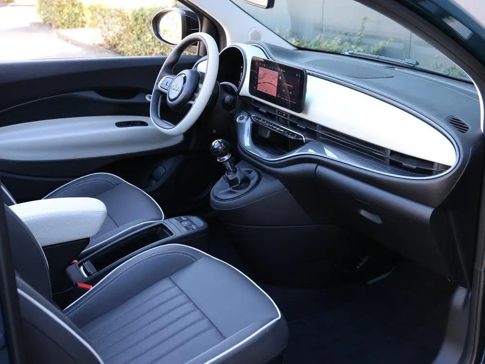 Fiat 500C 1.0 Hybrid La Prima Cabrio uit 2026, foto 9