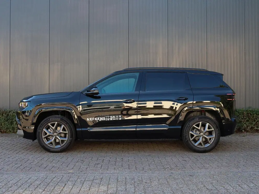 Jeep Compass 1.2 e-Hybrid First Edition uit 2026, foto 3