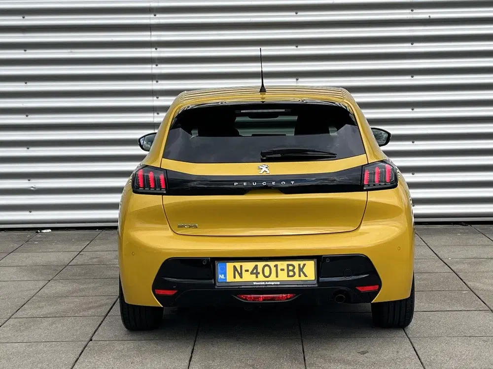 Peugeot 208 1.2 PureTech 100 Allure uit 2021, foto 6
