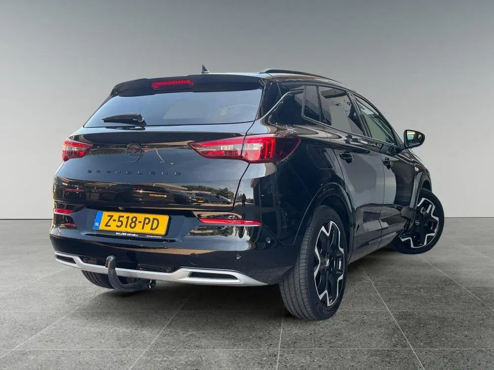 Opel Grandland Ultimate 1.6 PHEV Hybrid4 300pk e-EAT8 4x4 uit 2022, foto 12