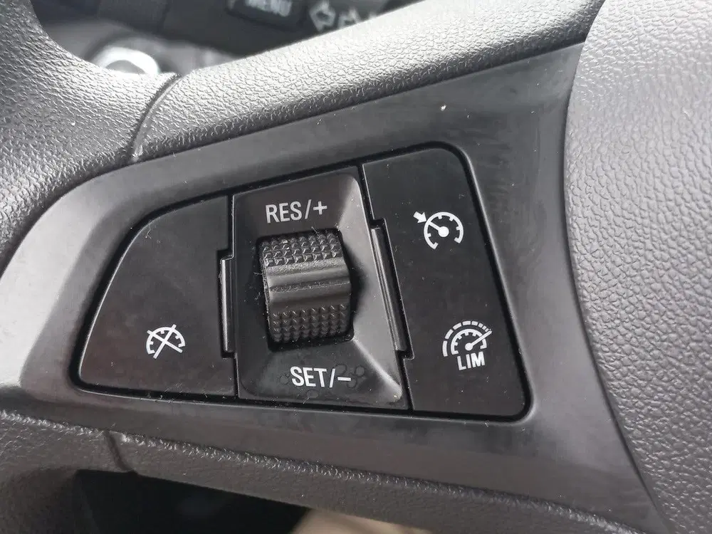 Opel Karl 1.0 Rocks Online Edition uit 2019, foto 19