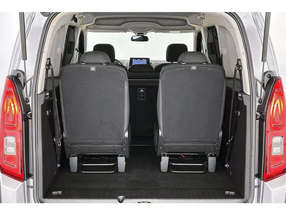 Opel Combo Tour 1.2 Turbo L2H1 Edition 7p. Unieke KMs uit 2019, foto 9