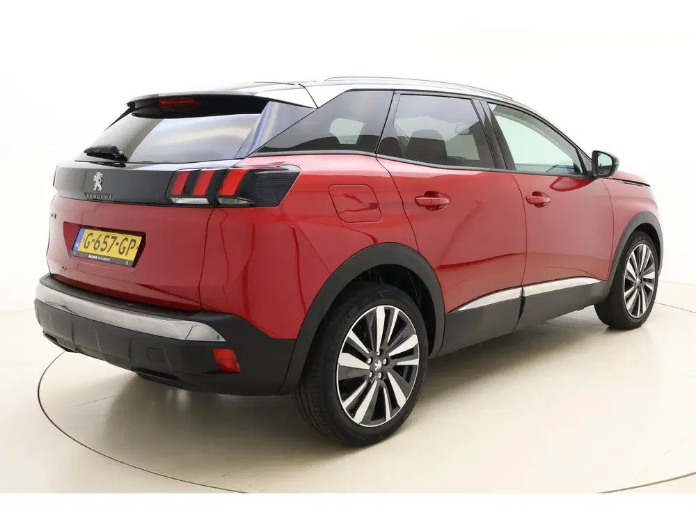 Peugeot 3008 1.2 PureTech Allure uit 2019, foto 2