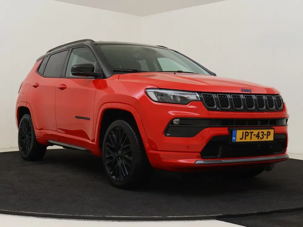 Jeep Compass 4xe 240 Plug-in Hybrid Electric S uit 2022, foto 3