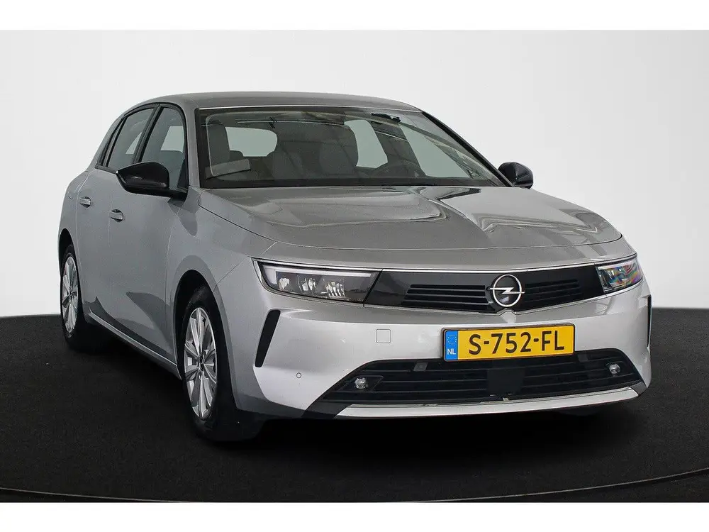 Opel Astra 1.2T 110PK Edition Achteruitrijcamera Carp uit 2023, foto 2