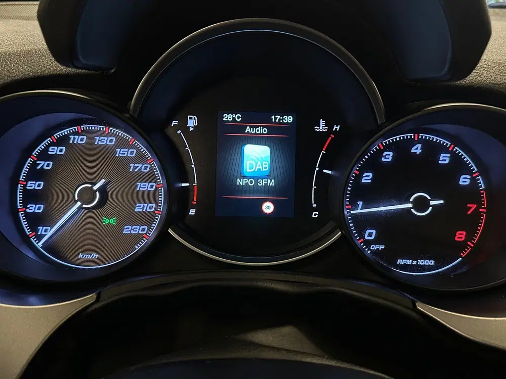 Fiat 500 1.0 GSE Sport uit 2020, foto 15
