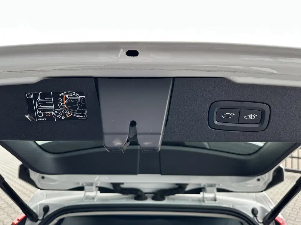 Volvo V60 2.0 B3 Inscription Pano uit 2021, foto 5