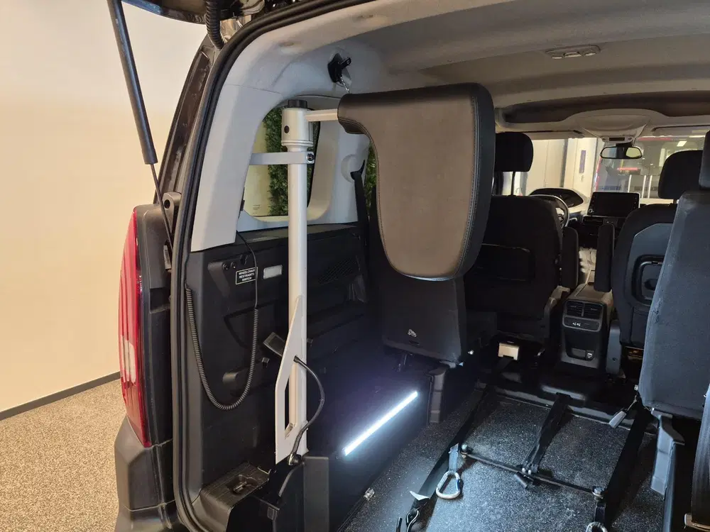Peugeot Rifter L1 Rolstoelauto Automaat 4+1 uit 2022, foto 10