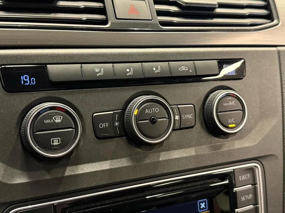 Volkswagen Caddy L1 Rolstoelauto 3+1 of 5+0 uit 2019, foto 18