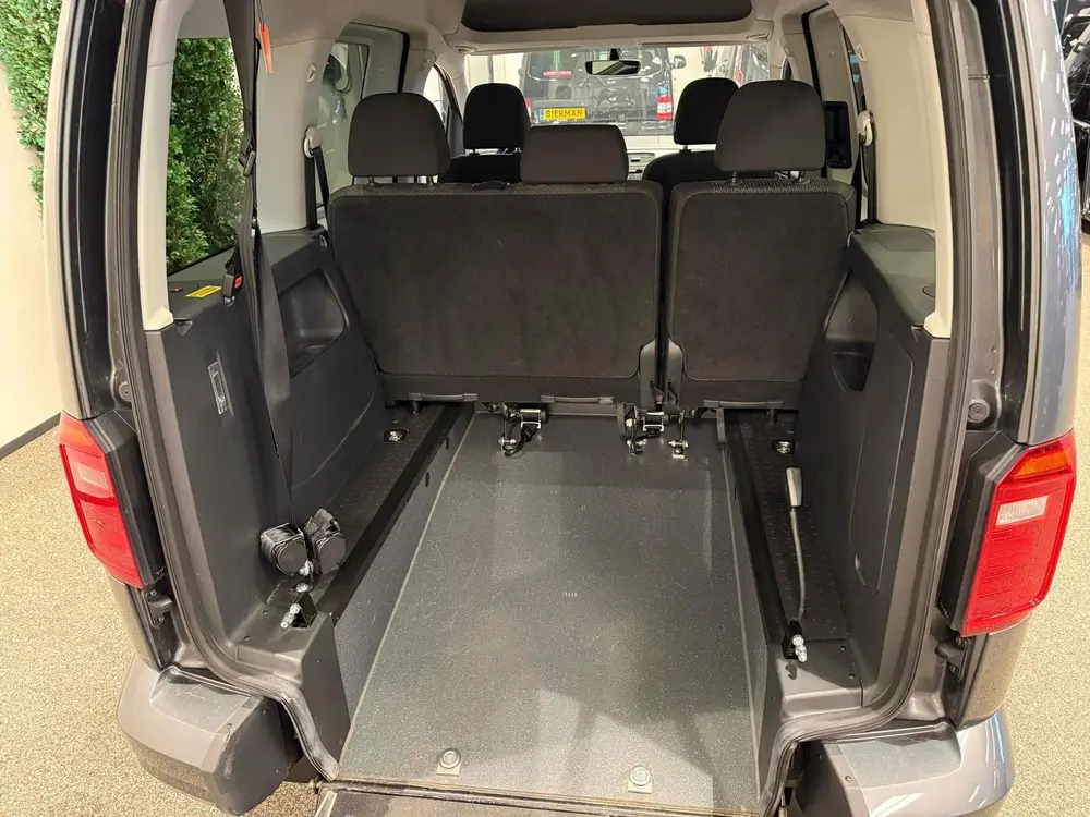 Volkswagen Caddy L1 Rolstoelauto 3+1 of 5+0 uit 2019, foto 4