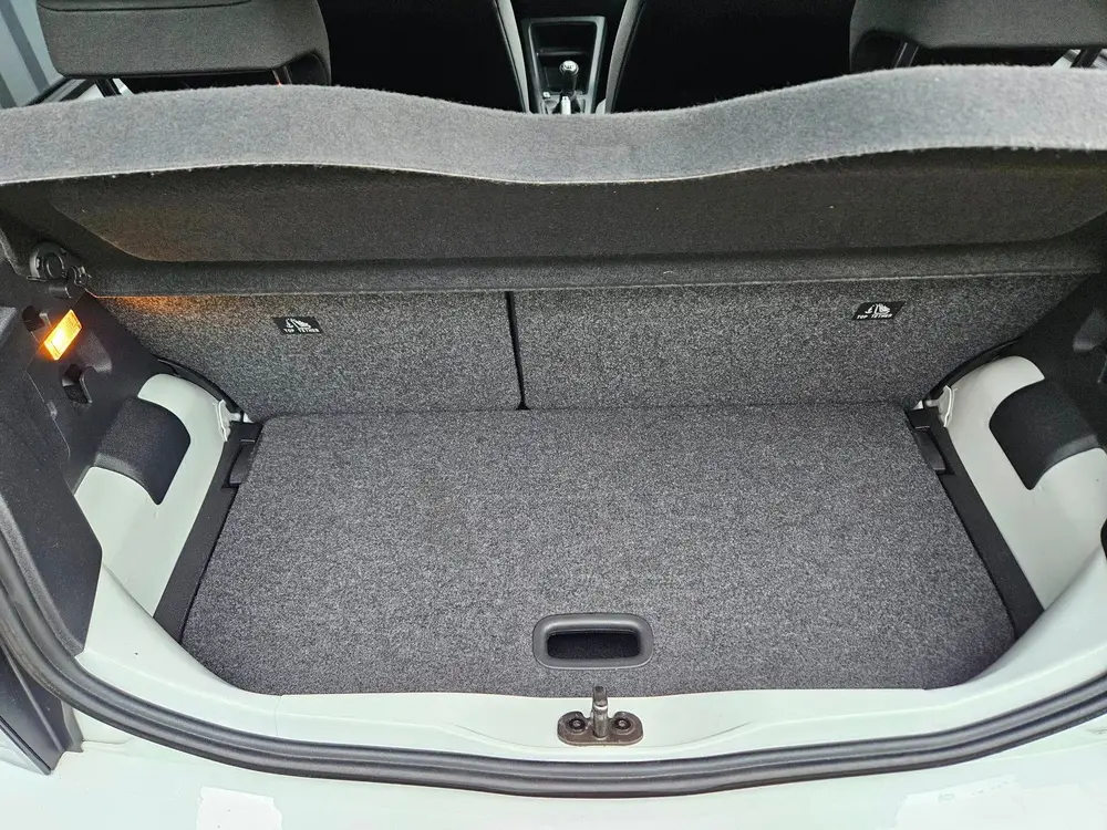 Volkswagen Up! 1.0 5drs Airco Elec pakket Led Dab Privacy Gl uit 2021, foto 19