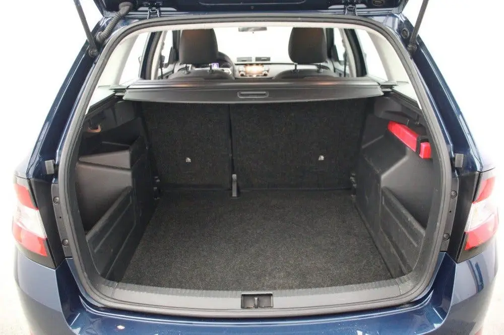 Skoda Fabia Combi 1.0 TSI Active uit 2021, foto 8