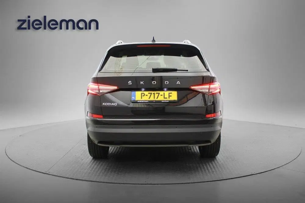 Skoda Kodiaq 1.5 TSI Business Edition 7 Persoons uit 2022, foto 16