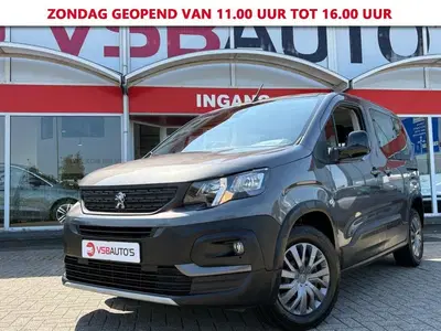 Peugeot Rifter 1.2 PURETECH 110PK TREKHAAK 5-PRS NAVIGATI uit 2023